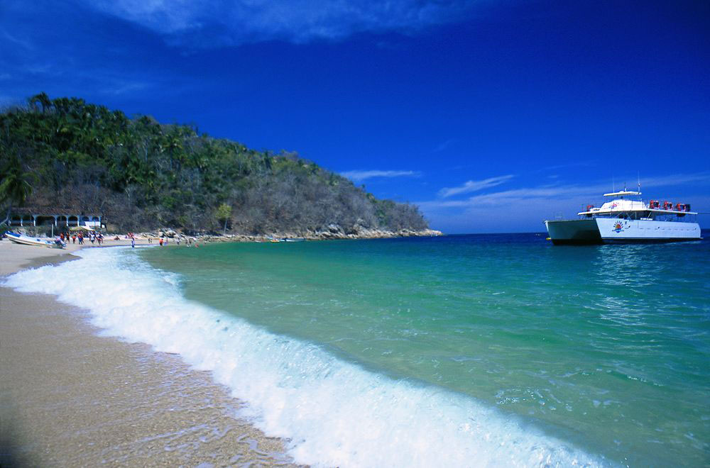 mexico beaches puerto vallarta. The day-trippers from Puerto