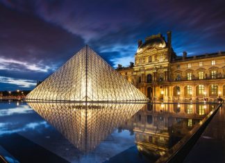 8 Things You Must See in the Louvre Museum