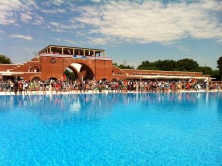McCarren Park Pool