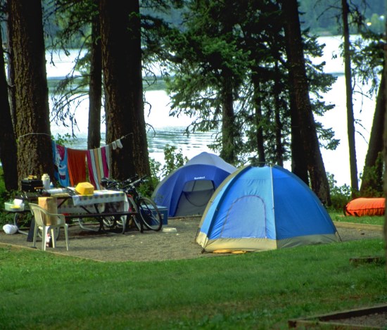 camping accessories that are a must have for avid travelers